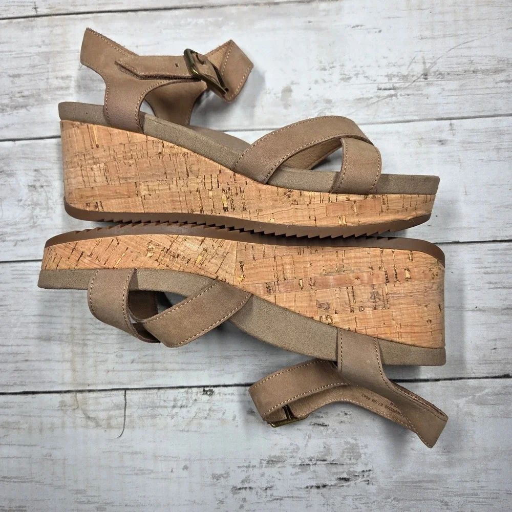 ABEO Nylah Wedge Sandal Platform Tan Leather Womens 7.5M Cork Buckle ACNW0056